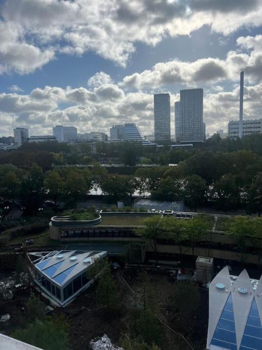Ferienwohnung Tour Eiffel Terrasse Vue Seine Paris Exterior foto