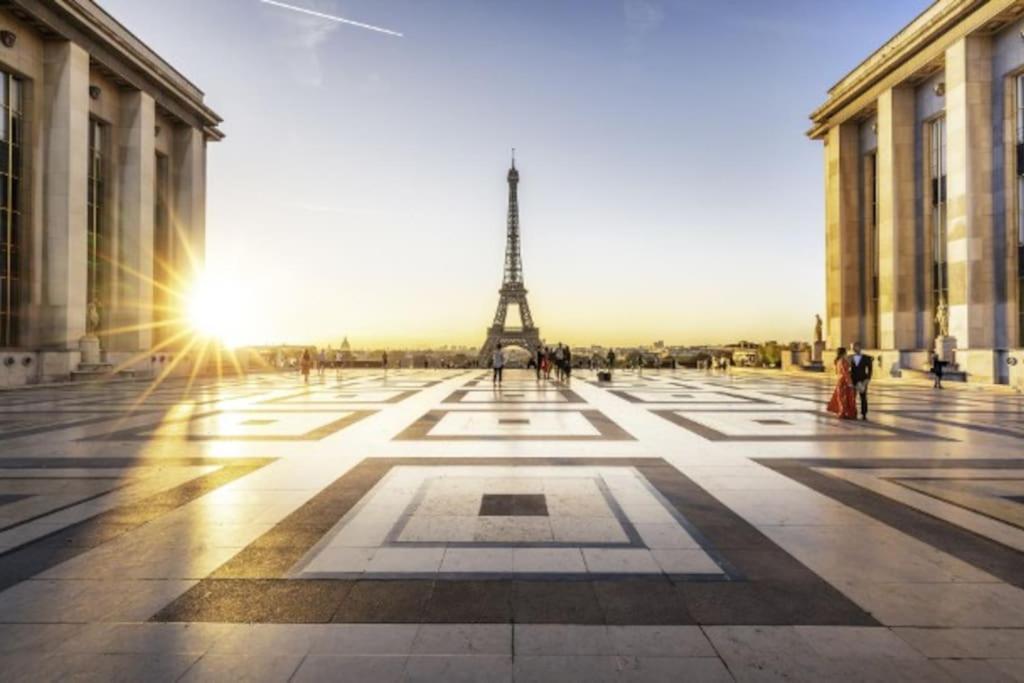 Ferienwohnung Tour Eiffel Terrasse Vue Seine Paris Exterior foto