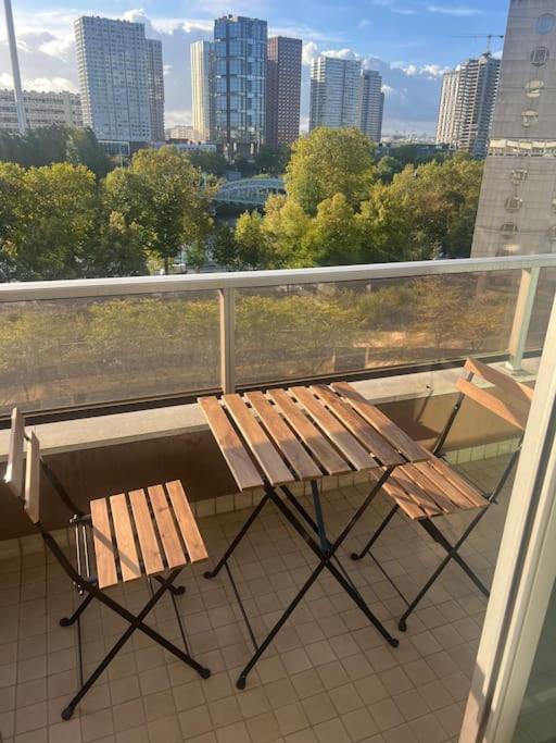 Ferienwohnung Tour Eiffel Terrasse Vue Seine Paris Exterior foto